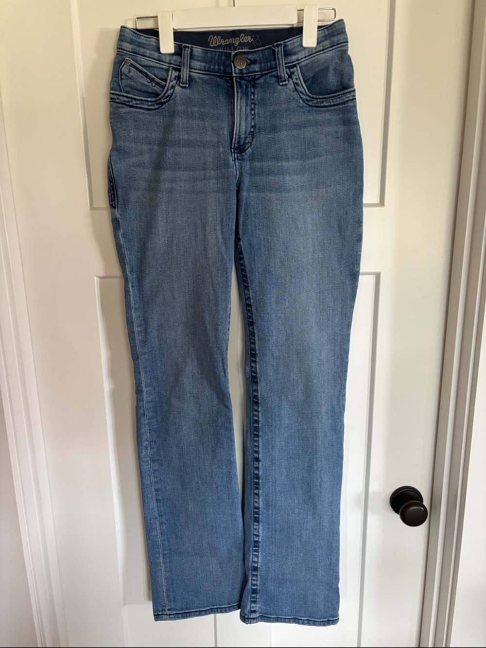 Wrangler Women’s “Willow” Medium Blue Bootcut Leg Jeans